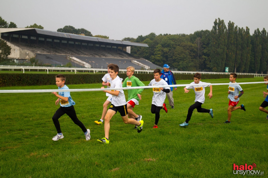 Anita Włodarczyk i 2 000 uczniów na Torze Służewiec! OLIMPIADA MŁODZIEŻY