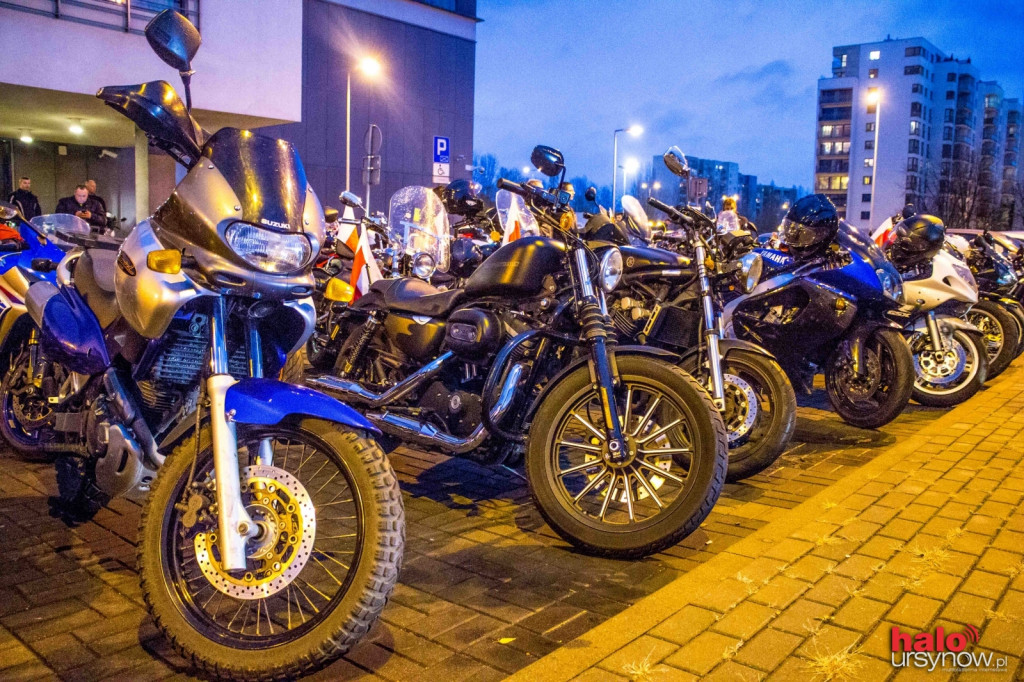 Motocykliści uczcili Święto Niepodległości. PARADA NA URSYNOWIE