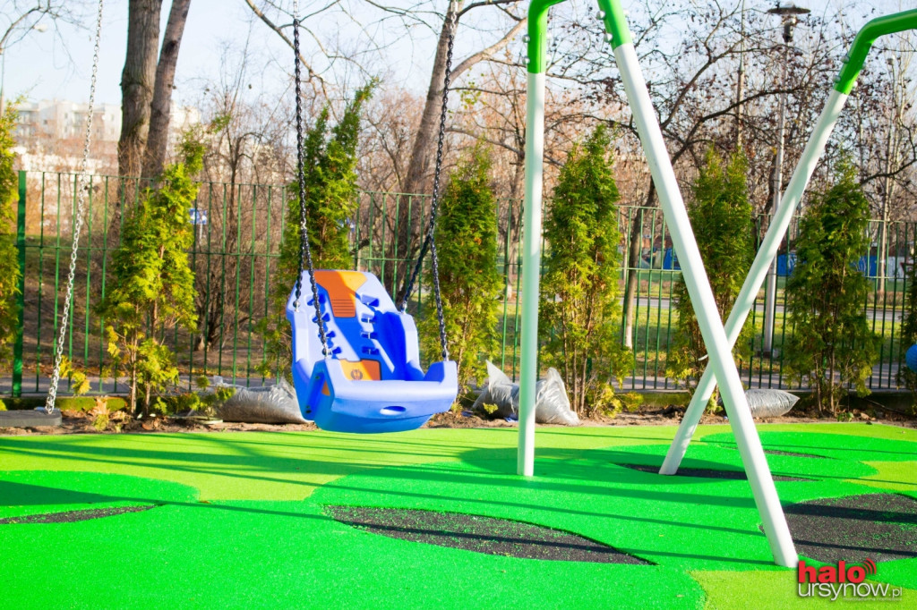 Specjalistyczny plac zabaw na Teligi prawie gotowy! FOTO