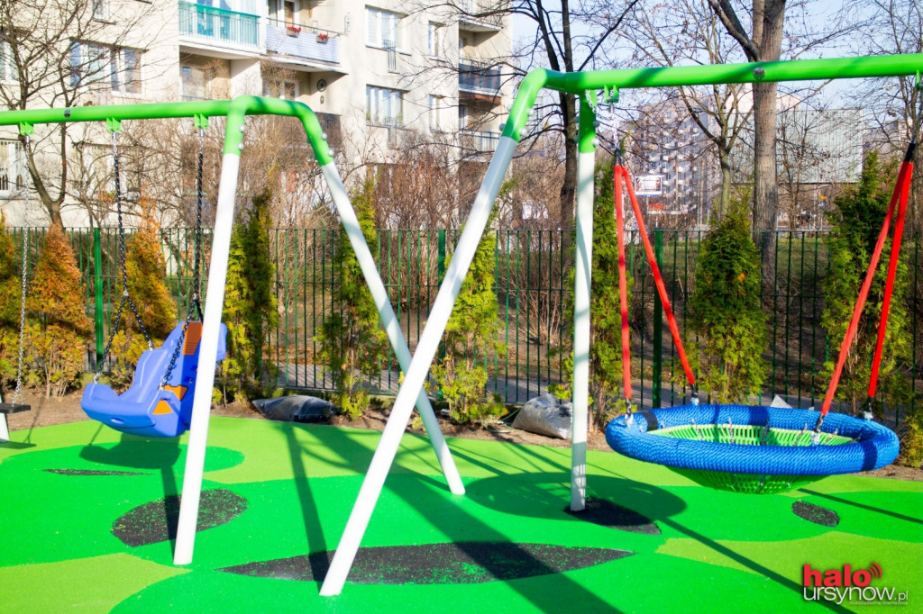 Specjalistyczny plac zabaw na Teligi prawie gotowy! FOTO