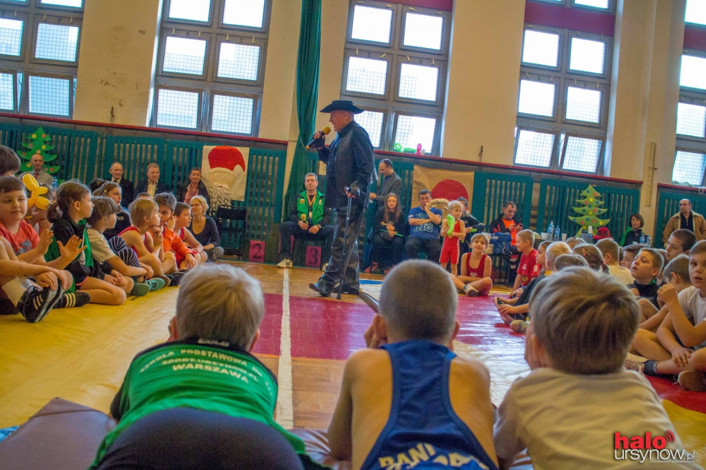 Mikołajowie lubią... zapasy! I Ursynowski Turniej Zapaśniczy FOTO