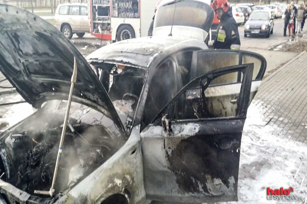 Auto doszczętnie spłonęło