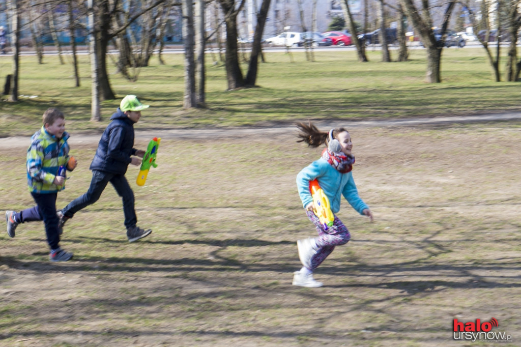 Śmigus dyngus na Ursynowie. Kulturalnie i bez ekscesów FOTO