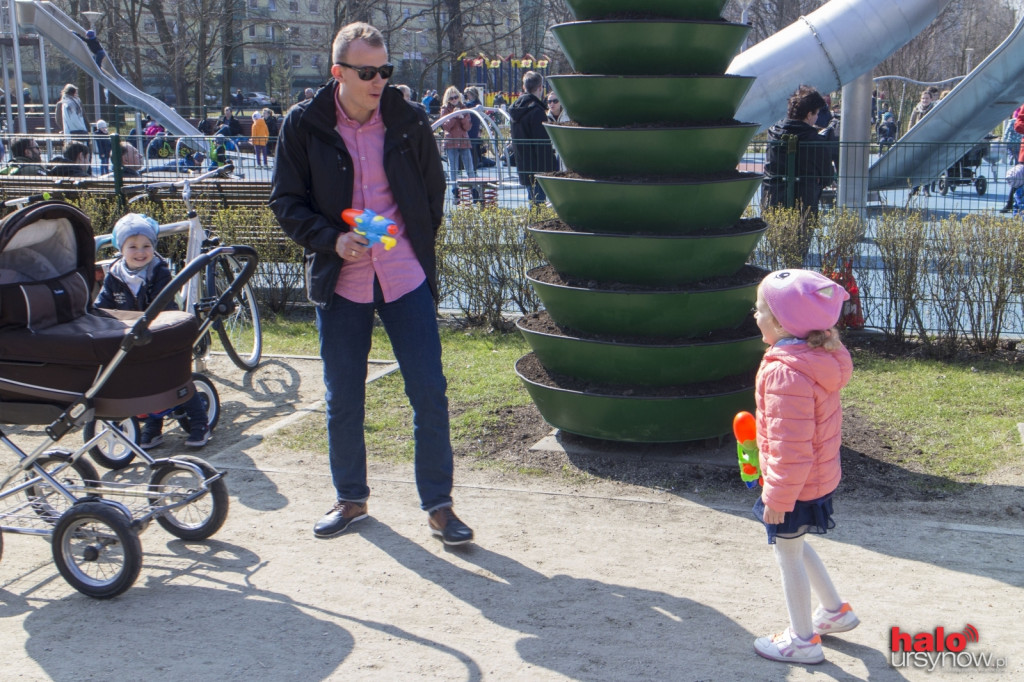 Śmigus dyngus na Ursynowie. Kulturalnie i bez ekscesów FOTO