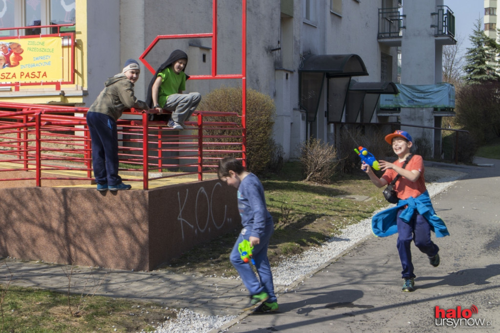 Śmigus dyngus na Ursynowie. Kulturalnie i bez ekscesów FOTO