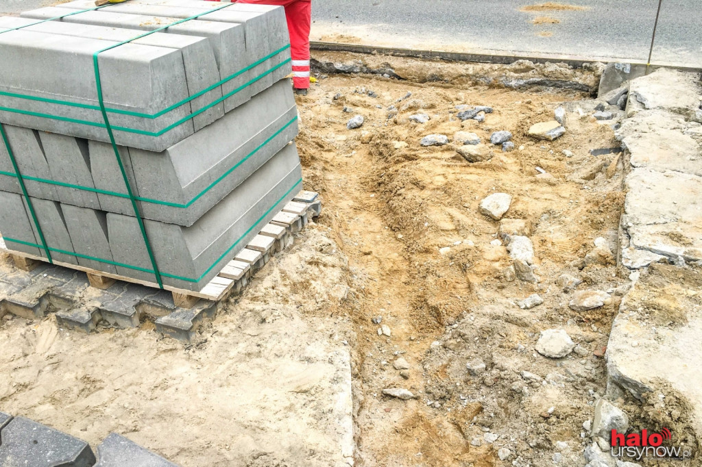 Miejsca postojowe przy KEN będą skośne! RUSZYŁY ROBOTY