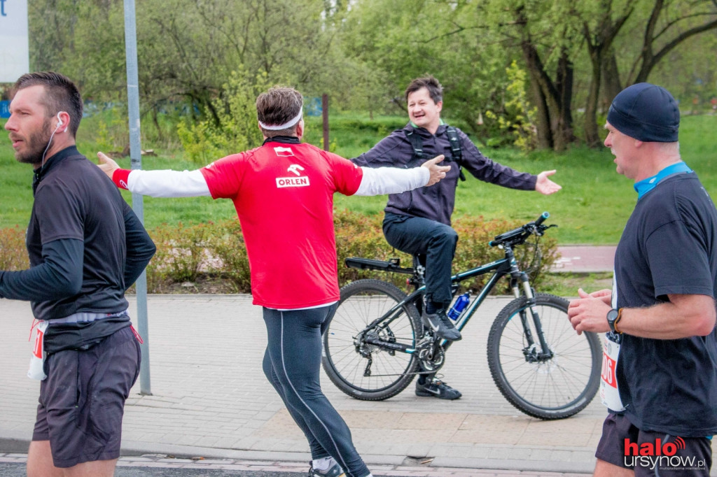 Tak Ursynów kibicował biegaczom Orlen Warsaw Marathon! DUŻO ZDJĘĆ