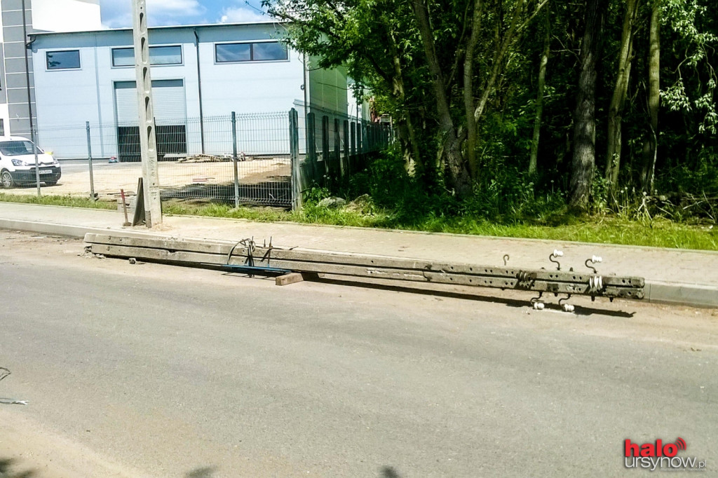 Słup znika z Baletowej. Kiedy autobus?