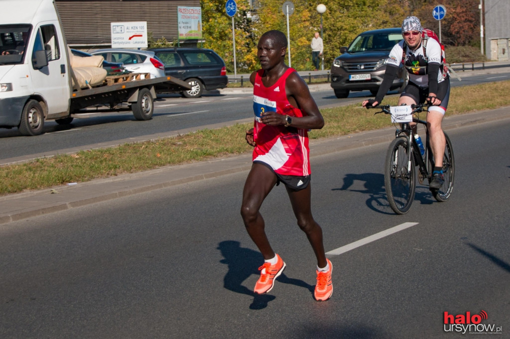 Niesamowity doping! Tak Ursynów witał maratończyków FOTO