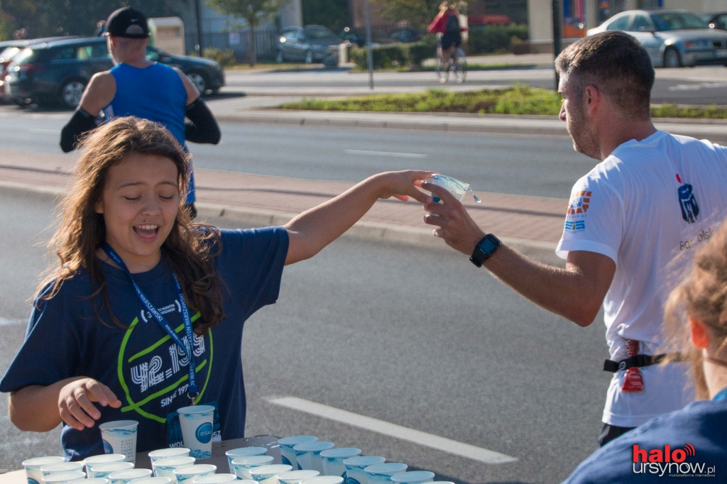 Niesamowity doping! Tak Ursynów witał maratończyków FOTO