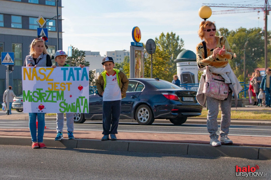 Niesamowity doping! Tak Ursynów witał maratończyków FOTO
