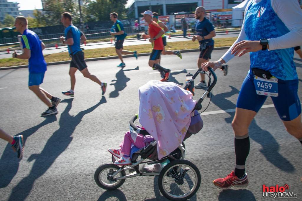 Niesamowity doping! Tak Ursynów witał maratończyków FOTO