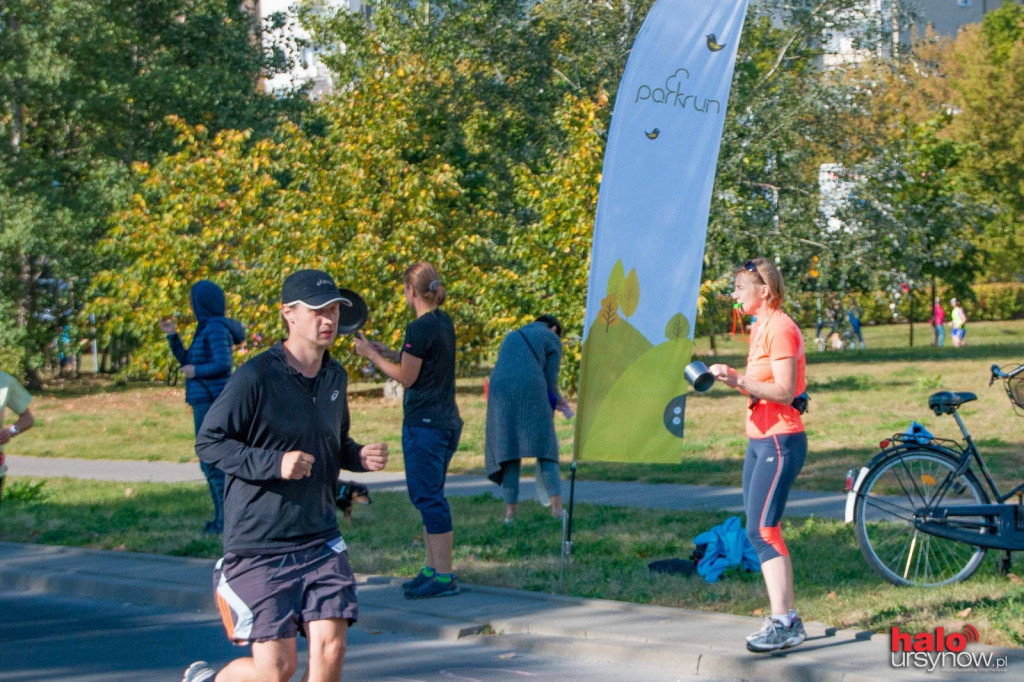 Niesamowity doping! Tak Ursynów witał maratończyków FOTO