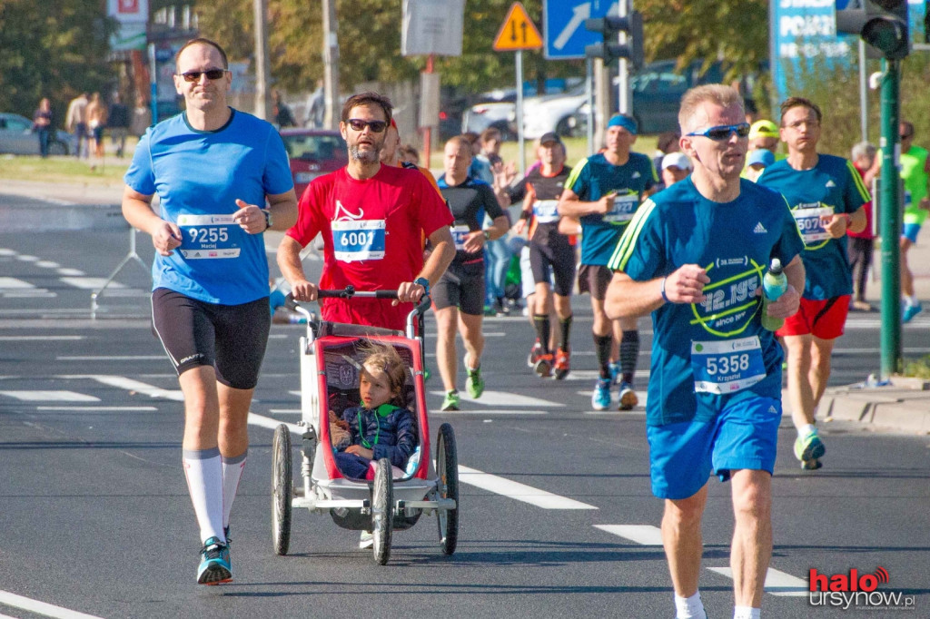 Niesamowity doping! Tak Ursynów witał maratończyków FOTO