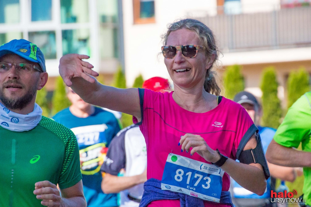 Niesamowity doping! Tak Ursynów witał maratończyków FOTO