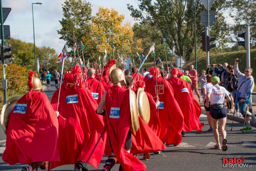 Niesamowity doping! Tak Ursynów witał maratończyków FOTO