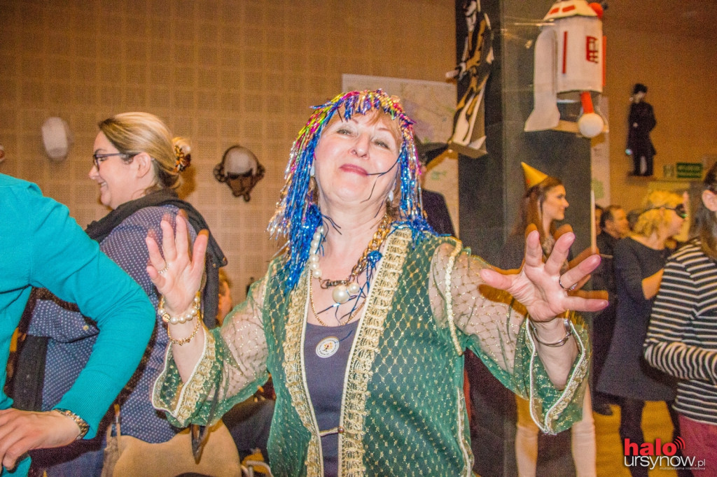 Barwni przebierańcy, muzyka i wyborna zabawa - Bal karnawałowy w ratuszu! FOTO