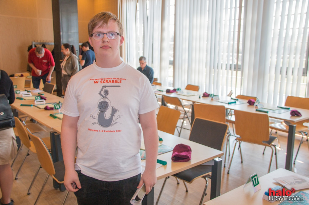 Od słowa do słowa. Ponad stu graczy na turnieju w scrabble. FOTO
