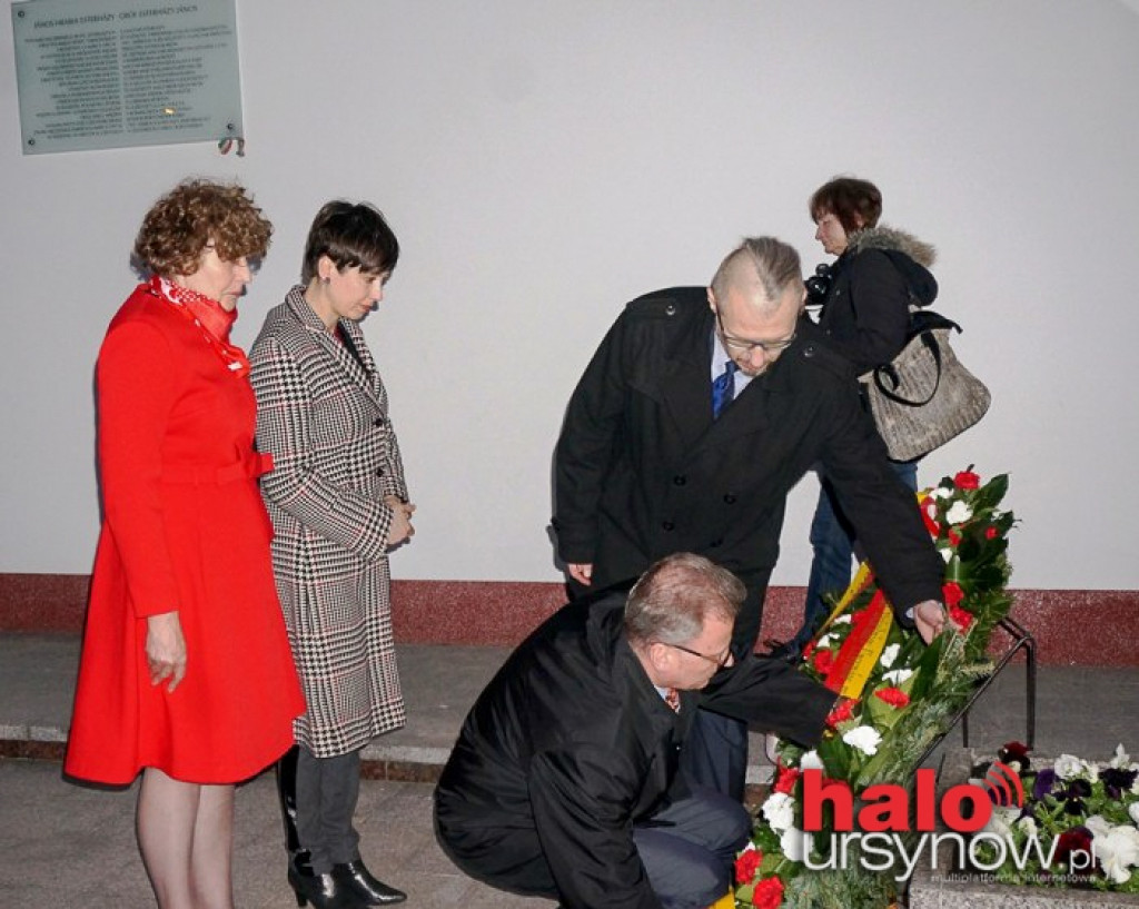 Ursynów uczcił pamięć o ofiarach katastrofy smoleńskiej FOTO