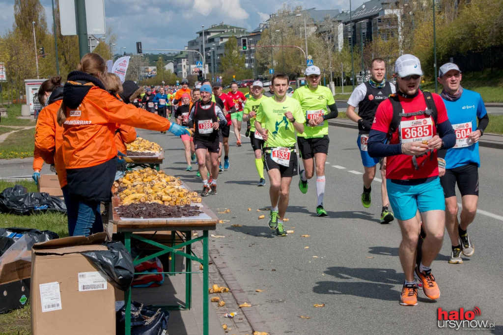 ORLEN WARSAW MARATHON. Gorrrący doping na Ursynowie! FOTO