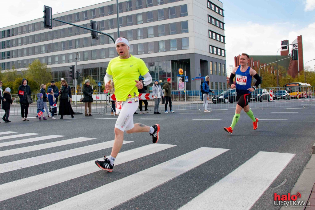 ORLEN WARSAW MARATHON. Gorrrący doping na Ursynowie! FOTO