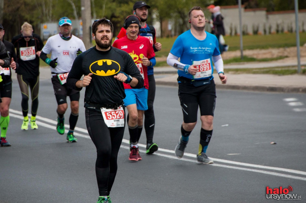 ORLEN WARSAW MARATHON. Gorrrący doping na Ursynowie! FOTO