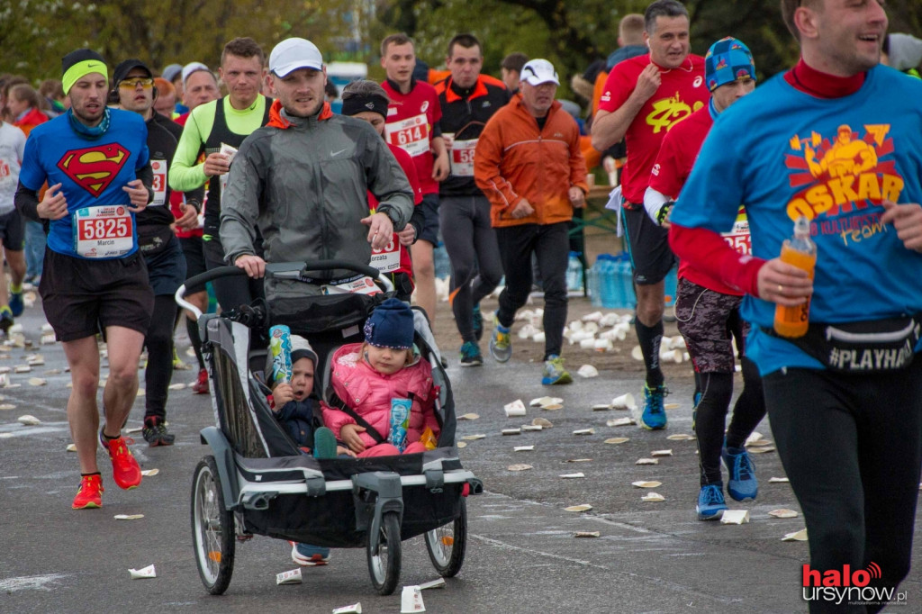 ORLEN WARSAW MARATHON. Gorrrący doping na Ursynowie! FOTO