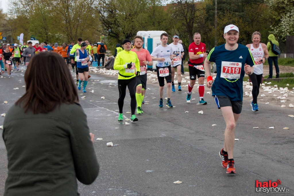 ORLEN WARSAW MARATHON. Gorrrący doping na Ursynowie! FOTO