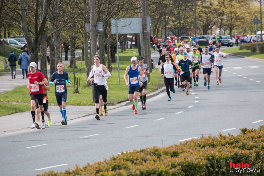 ORLEN WARSAW MARATHON. Gorrrący doping na Ursynowie! FOTO