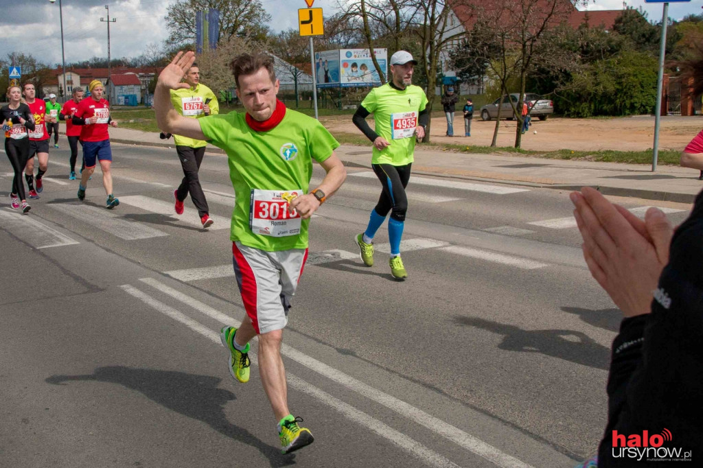 ORLEN WARSAW MARATHON. Gorrrący doping na Ursynowie! FOTO