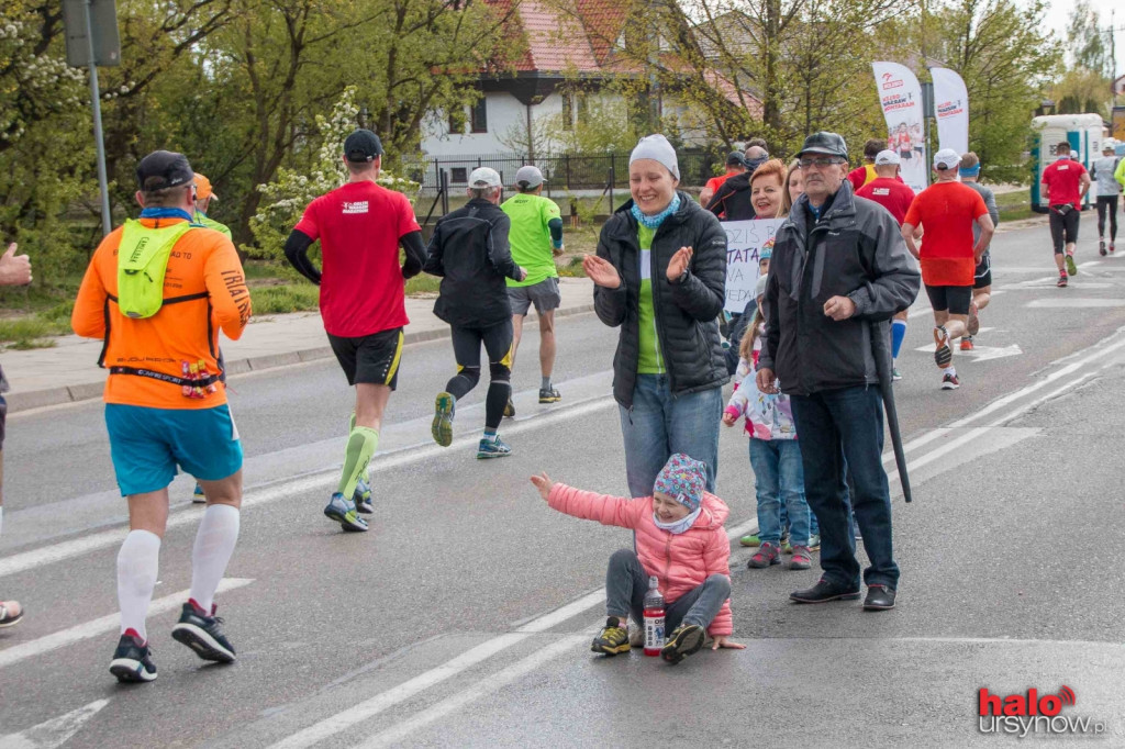 ORLEN WARSAW MARATHON. Gorrrący doping na Ursynowie! FOTO