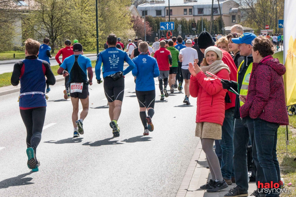 ORLEN WARSAW MARATHON. Gorrrący doping na Ursynowie! FOTO