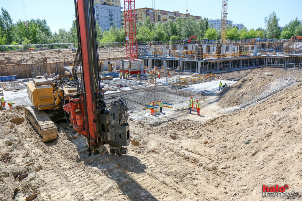 Szpital Południowy rośnie jak na drożdżach