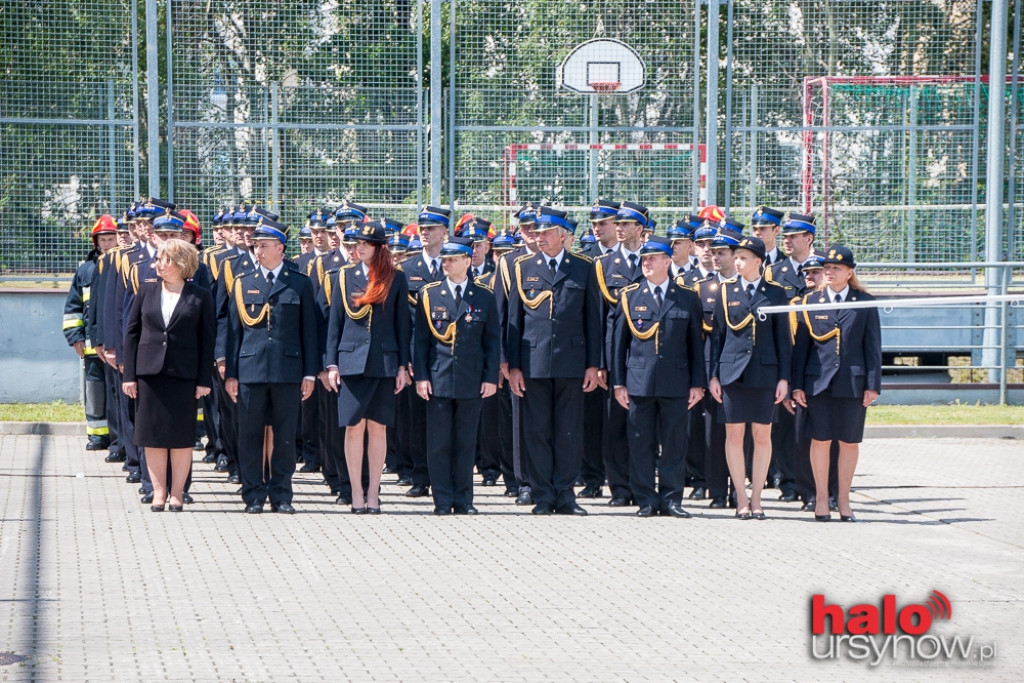 Dzień Strażaka na Ursynowie. Bohaterscy mundurowi i cywile. FOTO