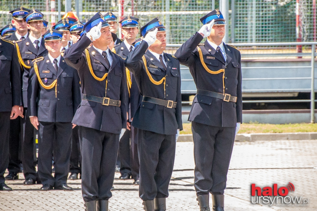 Dzień Strażaka na Ursynowie. Bohaterscy mundurowi i cywile. FOTO