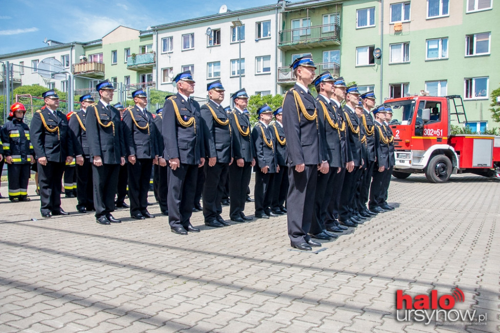 Dzień Strażaka na Ursynowie. Bohaterscy mundurowi i cywile. FOTO