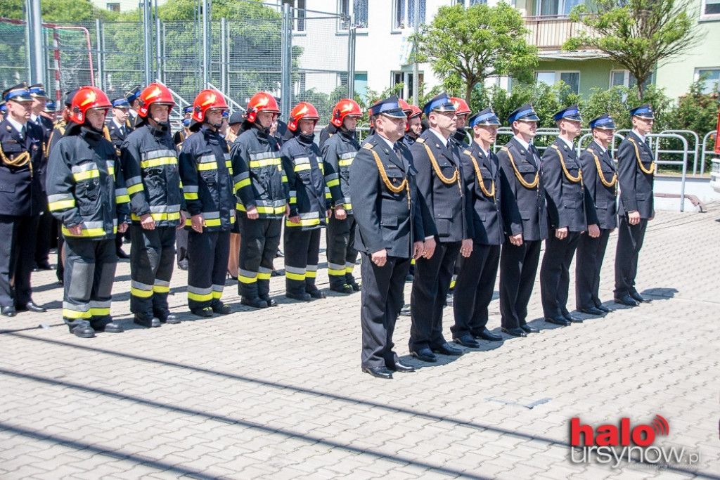 Dzień Strażaka na Ursynowie. Bohaterscy mundurowi i cywile. FOTO