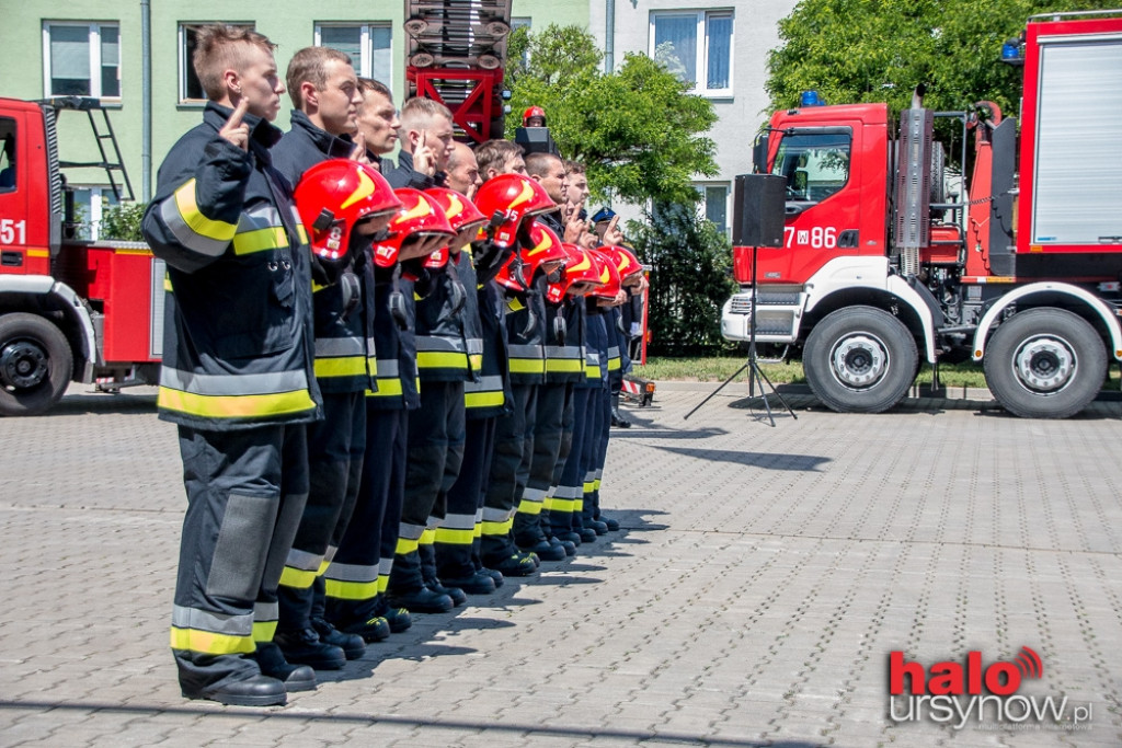 Dzień Strażaka na Ursynowie. Bohaterscy mundurowi i cywile. FOTO