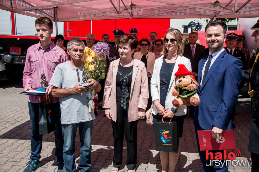 Dzień Strażaka na Ursynowie. Bohaterscy mundurowi i cywile. FOTO