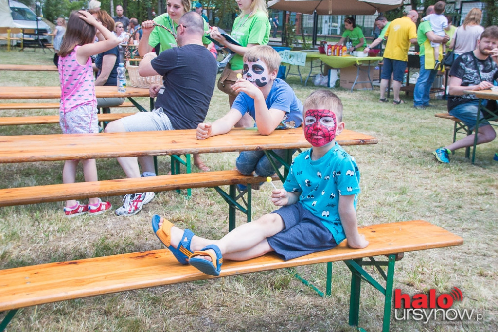 Abrakadabra, to czary i magia! Piknik w Hospicjum Onkologicznym. FOTO