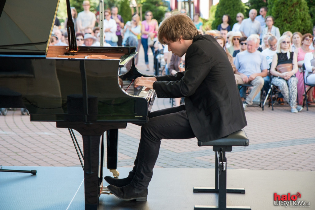 Bach, Chopin, Liszt. Kameralnie na Kabatach. FOTO