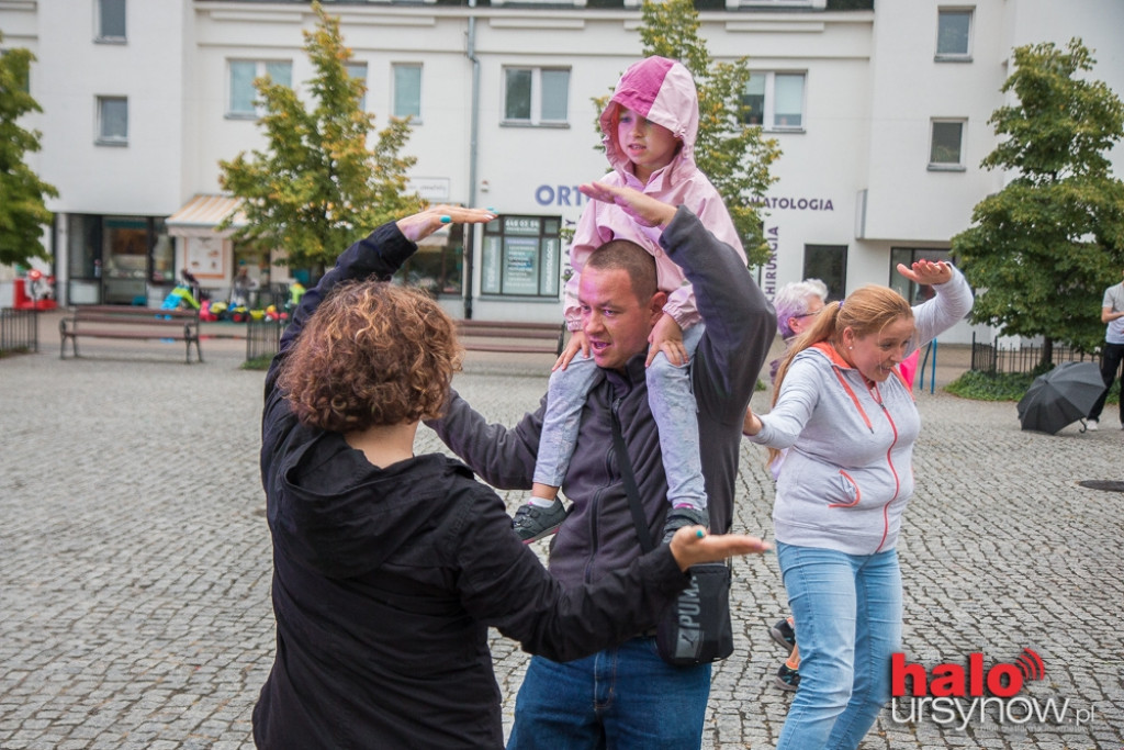 Deszczowa piosenka, czyli potańcówka w ulewie! FOTO