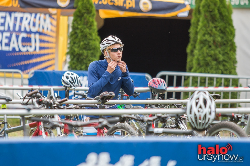 IX TRIATHLON WARSZAWSKI. Emocje, walka, sport! FOTO