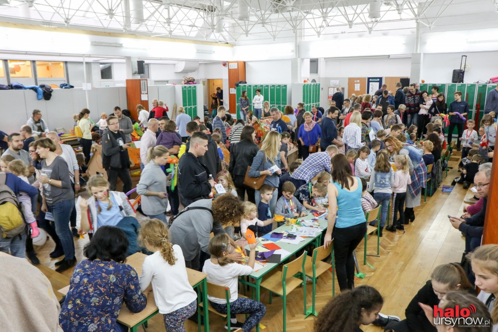 Dzieci z Koncertowej wreszcie mają swoje boisko FOTO