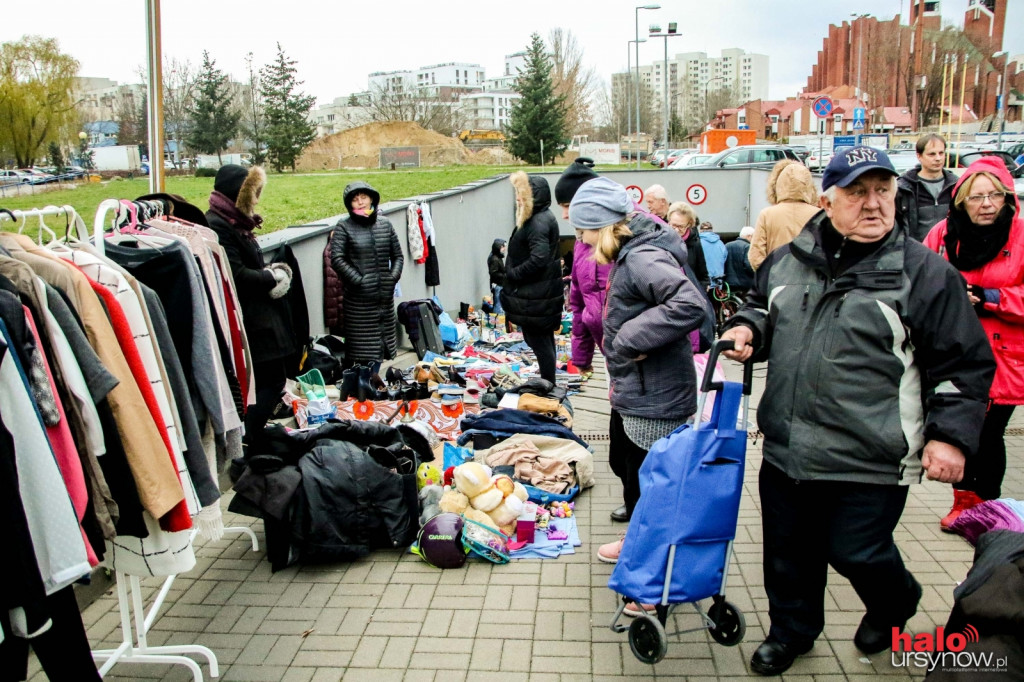 Ursynowska wyprzedaż w ratuszowym garażu vol. II FOTO