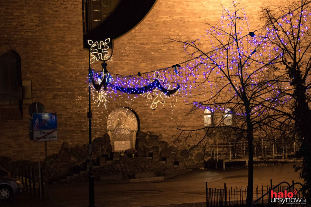 Świąteczna iluminacja w Parku Jana Pawła II