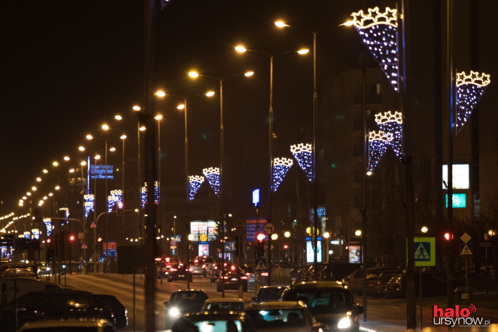 Świąteczna iluminacja w al. KEN odpalona! FOTO