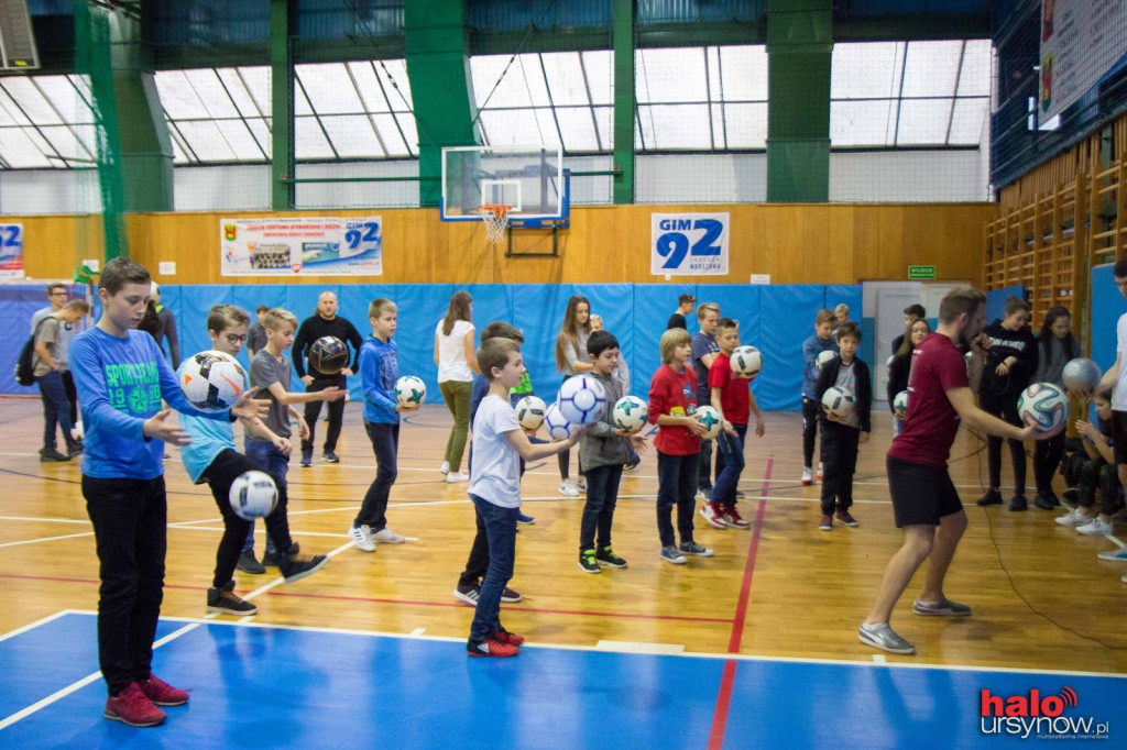 Żonglujemy ? zdrowo żyjemy! Piknik w SP 303 przy ul. Koncertowej