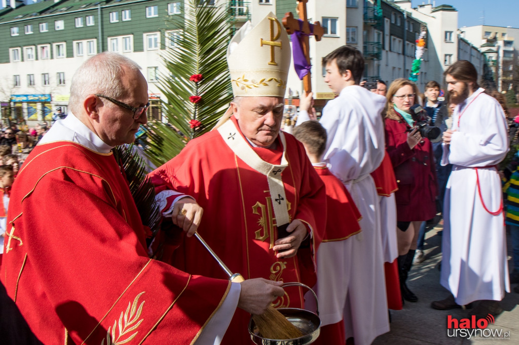 Niedziela Palmowa z kard. Nyczem. Mocne słowa o 