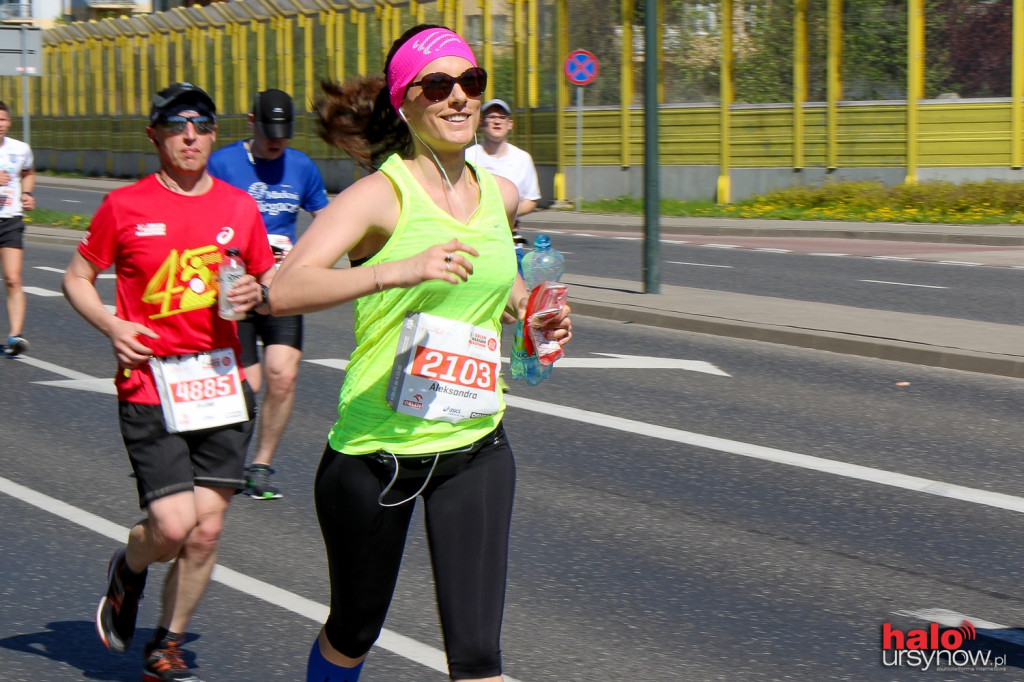 Gorący doping na trasie Orlen Warsaw Marathon! FOTO
